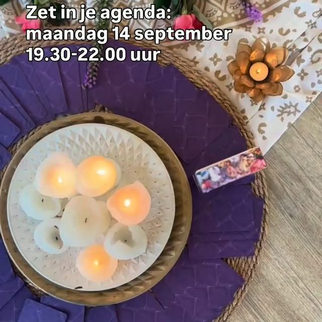 🌹 Voel jij dat er iets in jou verlangt naar meer rust, verbinding en thuiskomen bij jezelf?

De zomer loopt langzaam ten einde. De natuur bereidt zich voor op een nieuw seizoen. En ook jij mag een moment nemen om stil te staan.

✨ Tijdens de Herfst Equinox Ceremonie creëren we een veilige, warme bedding waarin je mag vertragen, loslaten en opnieuw verbinden met jezelf.

Een avond waarin je niet hoeft te presteren.
Je hoeft niets te bewijzen.
Je mag simpelweg zijn.

We nemen je mee in een liefdevolle reis met:

🤍 Breathwork om spanning los te laten
🧘‍♀️ Meditatie & zachte yoga
🌹 Divine Feminine activaties
✨ Chakrawijsheid en energetische verdieping
💫 Verbinding met gelijkgestemde vrouwen
🕯️ Rituelen die je helpen een nieuw seizoen bewust te beginnen

Misschien voel je al een tijdje dat er iets mag veranderen.
Misschien verlang je naar meer zachtheid.
Meer vertrouwen.
Meer verbinding met jezelf.

Dan is deze avond misschien precies waar jouw hart naar op zoek is.

🌸 Gun jezelf deze bijzondere ervaring.

📅 Maandag 14 september
🕢 19.30 – 22.00 uur
✨ kaartje 42,50

Er is een plek voor jou in onze cirkel.

💌 Stuur een berichtje of meld je aan via de link in bio.

Met zoveel liefs, Kim. Voel je welkom. 🌹